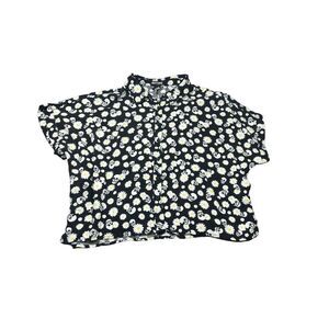 Hot Topic Daisies Skull Button Front Blouse XL Oversized Trendy Goth Emo‎